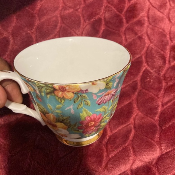 Bethany Tea Cup Made in England China - Picture 4 of 4